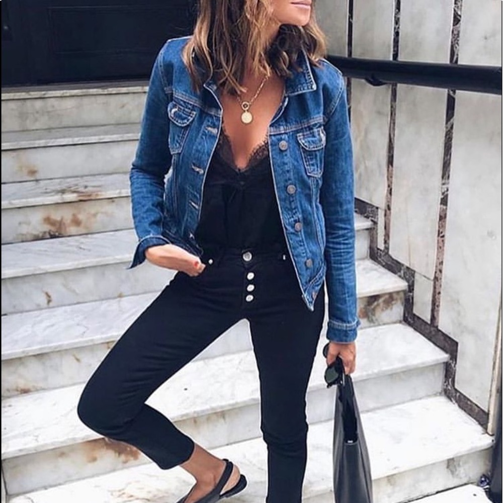 Meet your Posher, Nora